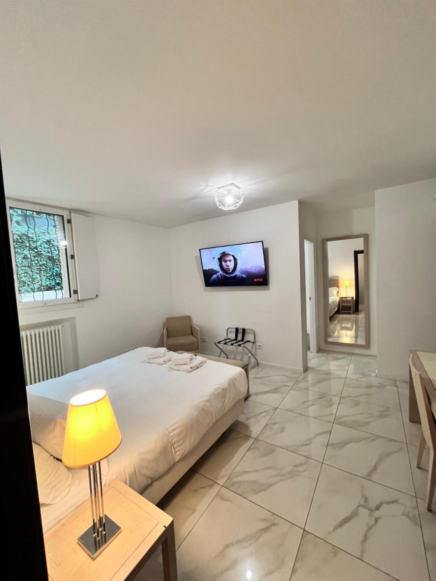 Grand Central Room Μπολόνια Εξωτερικό φωτογραφία